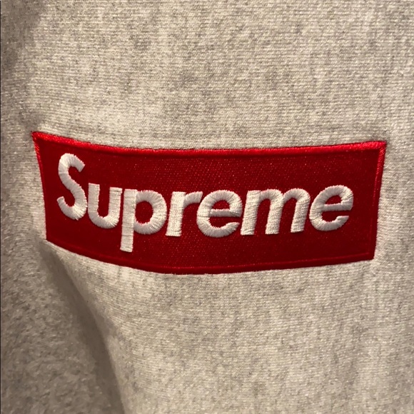 DS Supreme F/W 18 Ash Grey Box Logo Crewneck - Picture 5 of 5